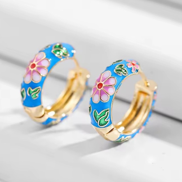 Colorful Enamel Floral Hoop Earrings – Blue & Gold Statement Retro Style - Picture 9 of 11